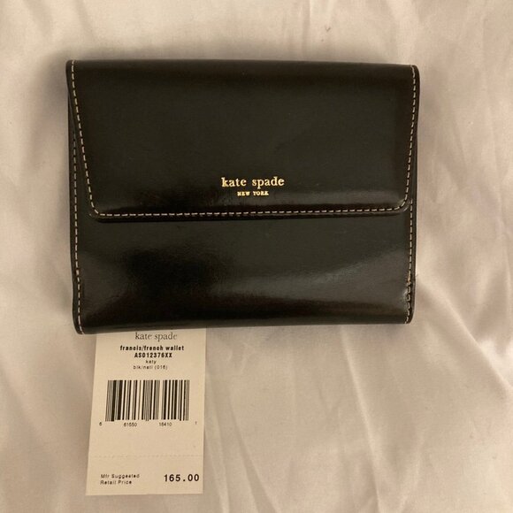NTW Kate Spade Small Square Black Wallet with Snap Closure - Picture 1 of 4